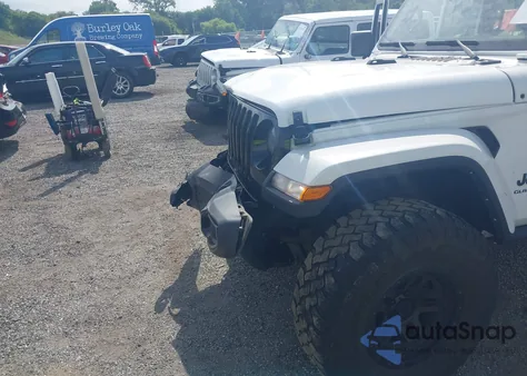 2021 Jeep Gladiator Willys 4X4 from USA, damaged, VIN 1C6HJTAG5ML602028